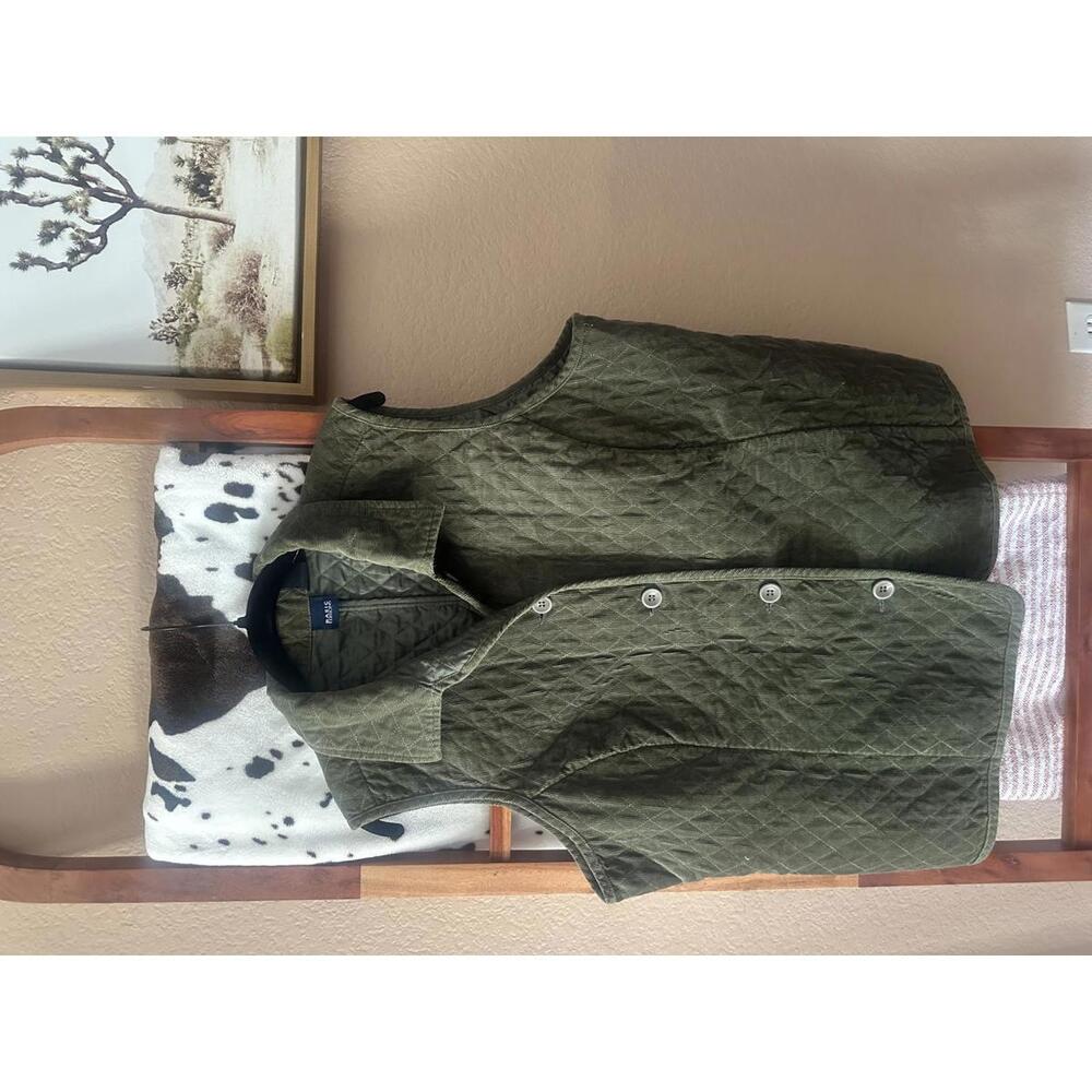 Basic Editions Olive Green Quilted Button-Up Vest… - image 1